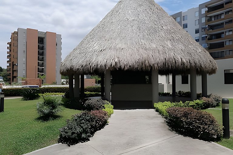 Relax en Ricaurte, Jacuzzi privado, 94 Mts