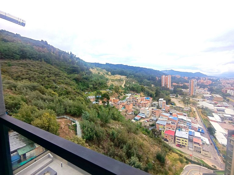 Confort con balcón panorámico, parking, Usaquén