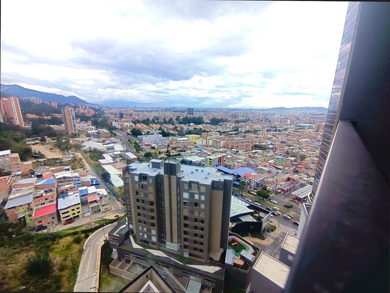 Confort con balcón panorámico, parking, Usaquén