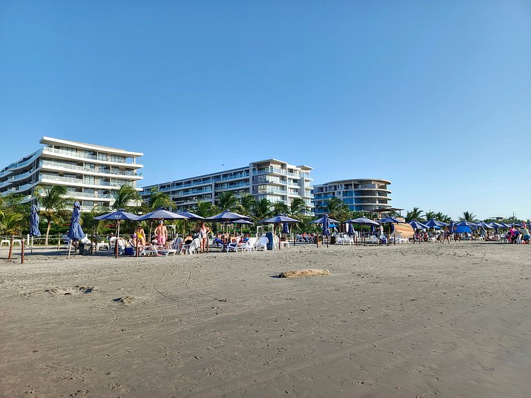 Apto Frente al Mar en Playa Manzanillo, Cartagena