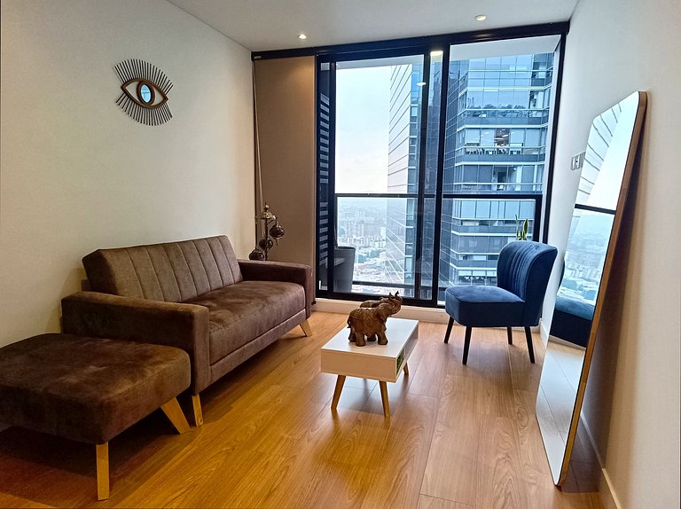 Penthouse View, Piso 17, Balcon y Parking, Usaquen