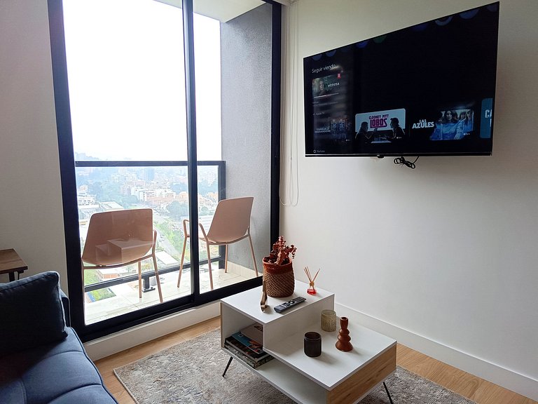 Comfort with panoramic balcony, parking, Usaquén