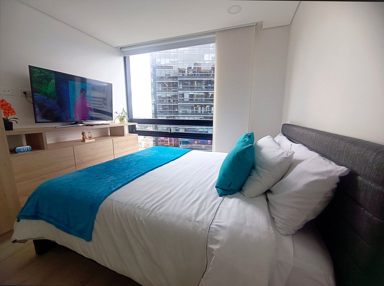 Comfortable and quiet loft, queen bed, Usaquén