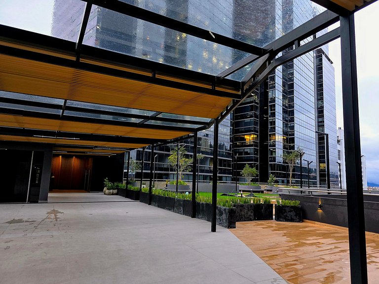 Comfort with panoramic balcony, parking, Usaquén