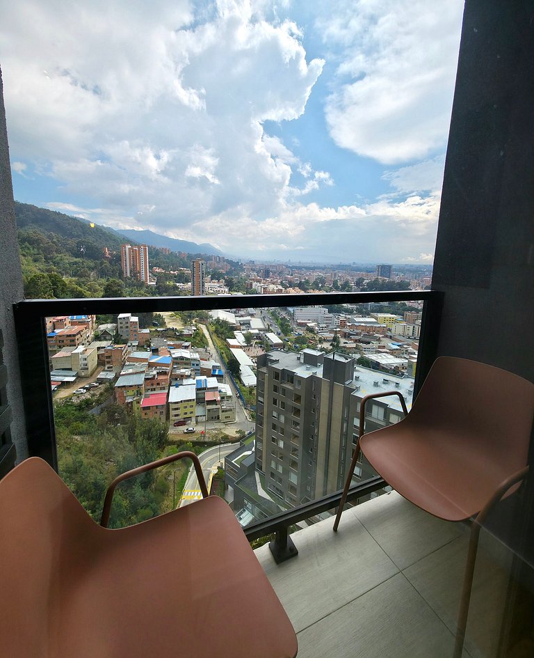 Comfort with panoramic balcony, parking, Usaquén