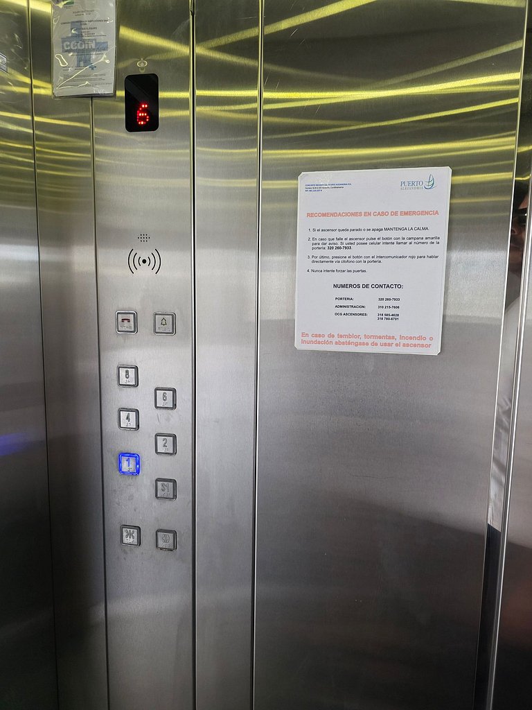 Loft acogedor con vista, piscina y balcón