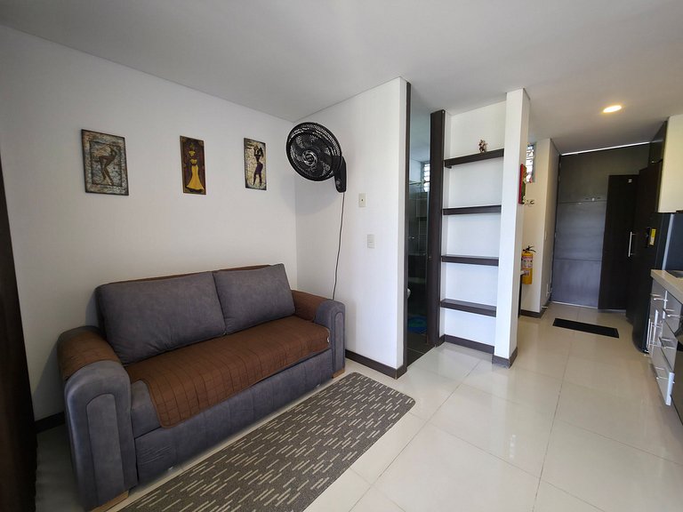 Loft acogedor con vista, piscina y balcón