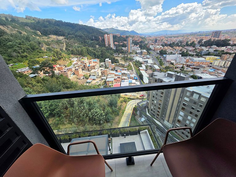 Comfort with panoramic balcony, parking, Usaquén