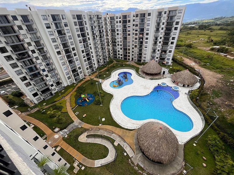 Apto Vacacional, 85 m², 3 Hab, Vista a las piscinas, Fusagas