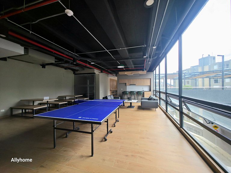 AH/Luxe penthouse con balcón,Wifi+Parking; Usaquén