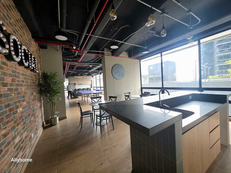 AH/Luxe penthouse con balcón,Wifi+Parking; Usaquén