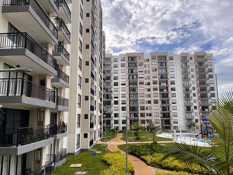 Apto Vacacional, 85 m², 3 Hab, Vista a las piscinas, Fusagas